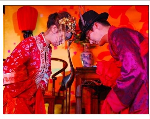 Traditional Chinese Weddings Contain Parts of Chinese Philosophy