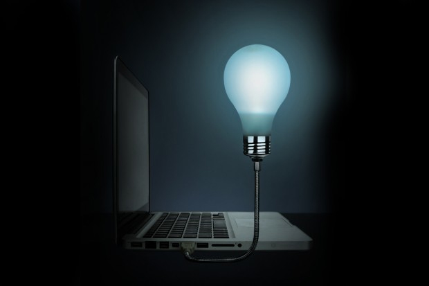 Bright Idea! The Light Bulb USB Lamp