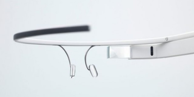 Mercedes-Benz Investigating Google Glass Technology