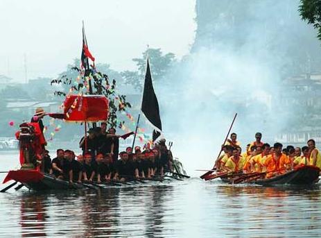 Dragon-boat Festival: "Man's Day" of the Miao