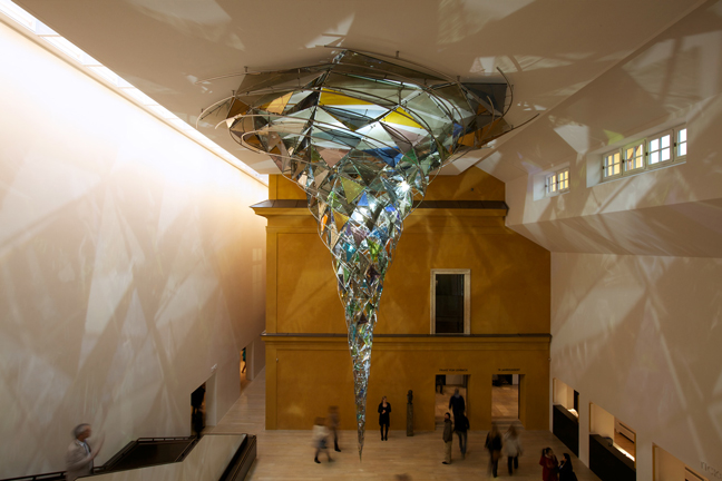 Olafur Eliasson's Breathtaking Wirbelwerk Glass & Light Exhibit_1
