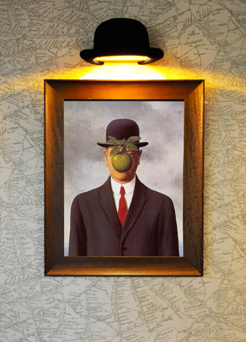 Jake Phipps' Brilliant Jeeves Bowler Hat Wall Sconce