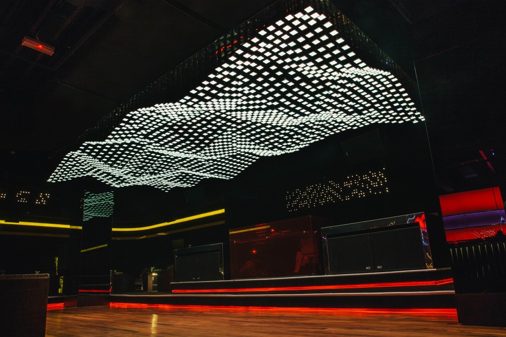 Philips LED Tiles Featured in Southeast Asia's Largest OLED Commercial Installation