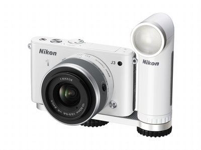 Nikon Introduces New Mini Flash LED Movie Light for Cameras_1