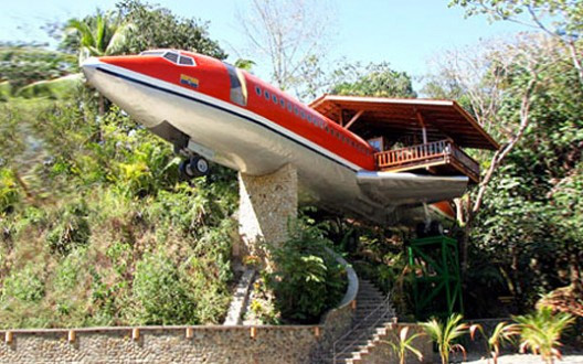 The Costa Verde Resort's Airplane Architecture