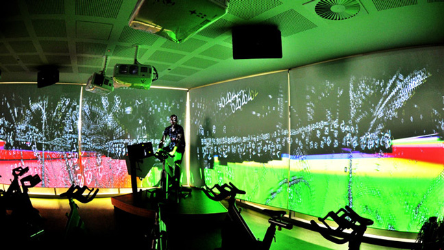 Spin Class Uses 3D Light Show to Motivate Riders_2
