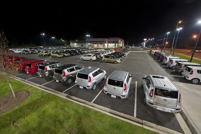 GE Outdoor LED Lighting Highlights Vehicle Inventory at KIA Autosport Dealership_1