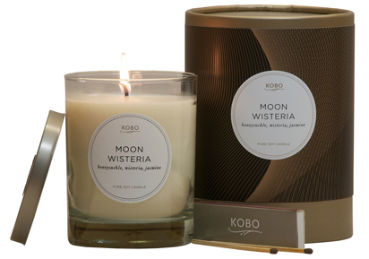 Kobo Candle's Moon Wisteria Candle: Floral Indulgence