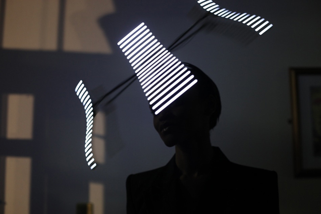 Moritz Waldemeyer's Fashionable LED Propellor Hat_1