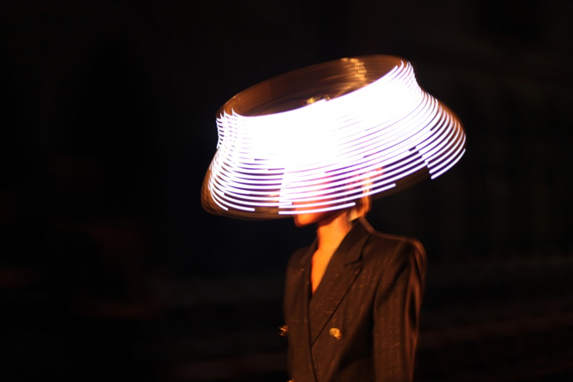 Moritz Waldemeyer's Fashionable LED Propellor Hat_2
