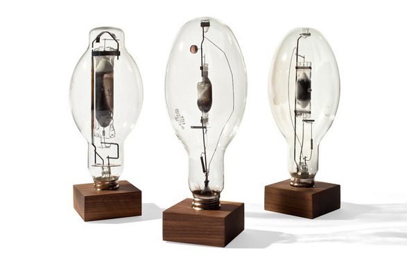 Reclaimed Industrial Light Bulb Sculptures_1