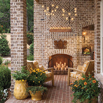 Cozy & Romantic Outdoor Fireplace Designs