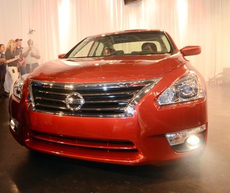 Nissan begins production of 2013 Altima sedan