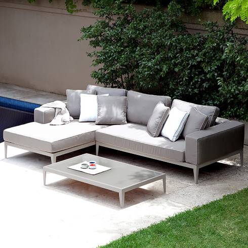 4 Exciting New Sectional Patio Furniture Designs_3