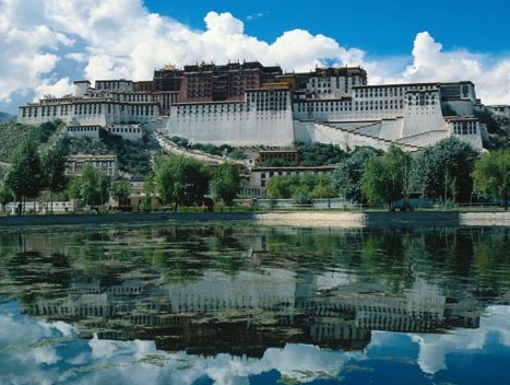 Dialogue Between Tradition, Modern in Tibet_1
