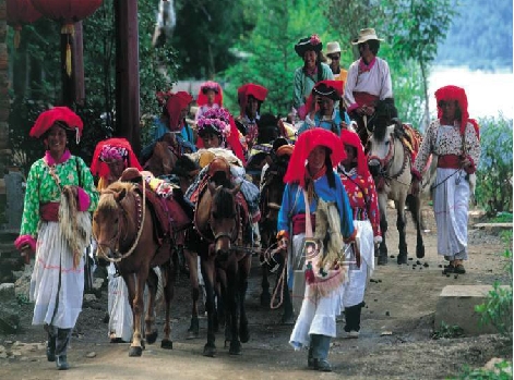 The Custom of Visiting Marriage of Mosuo People_2