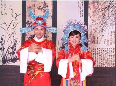 Traditional Chinese Wedding Dresses_1