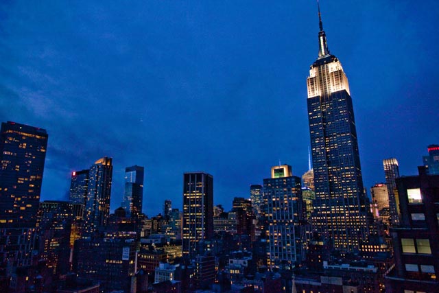 Philips Color Kinetics Brighten up Empire State Building's Led Tower Light Show_2
