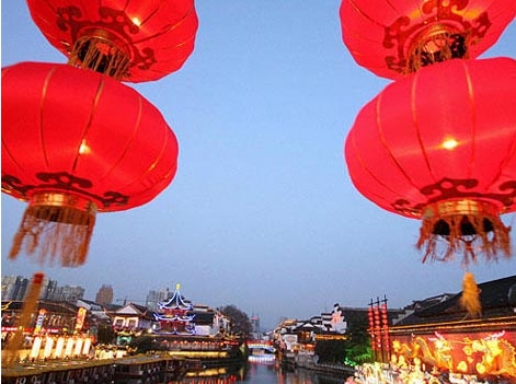 Enjoy the Air of the Citizens in Nanjing, the Capital of Six Dynasties