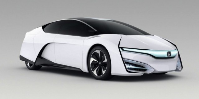 Honda FCEV: Fuel-Cell Concept Claims 482km-Plus Range