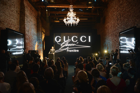 Gucci Celebrates New Fragrance with Gorgeous Chandeliers_2