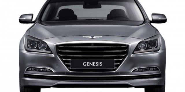 Hyundai Genesis Sedan: Official Images of Korea's E-Class Rival