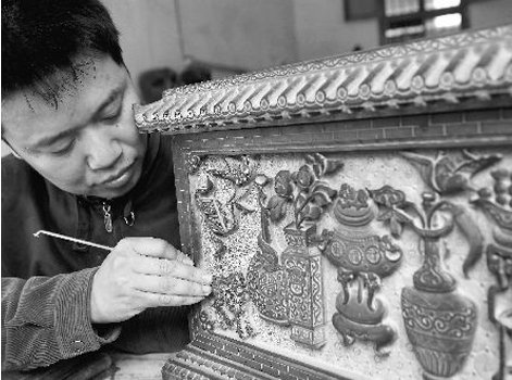 Three Types of Huizhou Carving