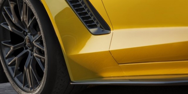 Chevrolet Corvette Z06 Teased, Confirmed for Detroit Auto Show