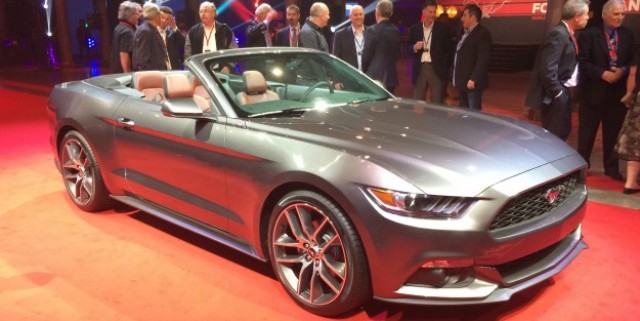 Ford Mustang Convertible Unveiled in Australia
