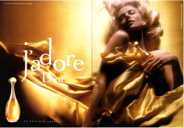Dior Shares J’Adore Secrets with The Masses_1