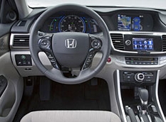 The 2013 Honda Accord Impresses on Our First Drive_2