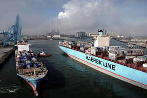 Maersk to Sell Stake in Supermarket to Focus on Transport, Energy