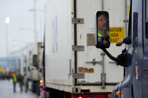 Trucking Adds 100 Jobs as Unemployment Rate Drops to 6.7%
