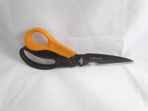 Multi-Purpose Scissors by Fiskars The Cuts+More 5-in-1