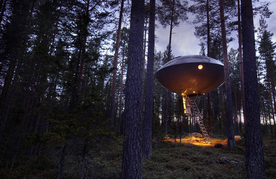 The Treehotel - Groundbreaking Architecture in a Tree!_1