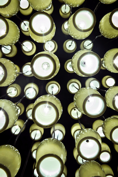 Milkywave: 1,664 Yogurt Pots + Creativity = Stunning Light Installation_1