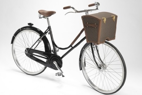Go Ride the Moynat Bicycle