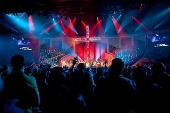 Clay Paky Lights Up Israel Houghton Session