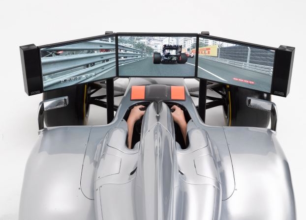 F1 Driving Simulator: a Replica of a Real F1 Car &#8211; But Cannot Move