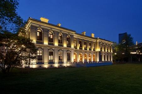 First Maison Patek Philippe in China to Accommodate The Largest Collection on Display in Asia