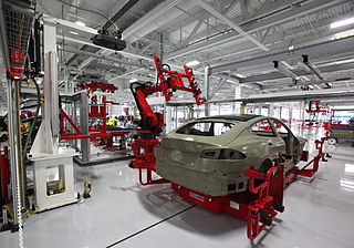 Tesla Motors to Accelerate Electric Sedans Production in California