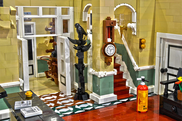 Fan Recreates Fawlty Towers Hotel in LEGO