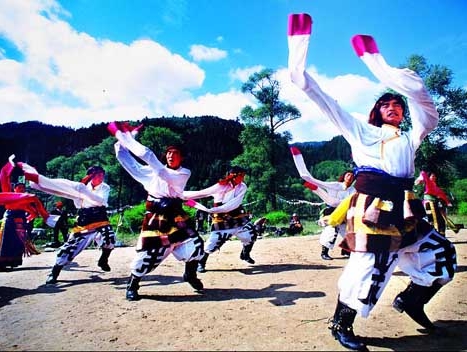 Guozhuang Dance of Tibetans