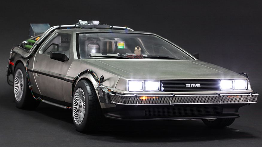 Hot Toys Unveils Back to The Future DeLorean Figure_1