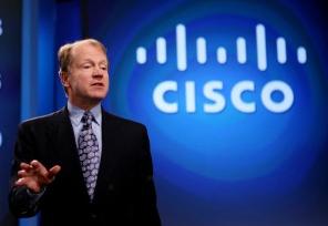 Cisco CEO Chambers’ pay drops 9% to $11.7 million