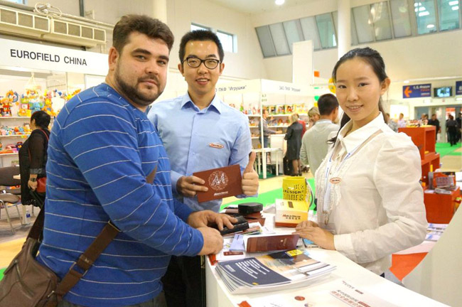 Welcome to Visit Made-in-China.com at The Mir Detstva in Moscow, Russia_7