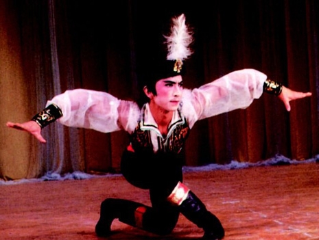 Eagle Dance of the Tajik Ethnic Group