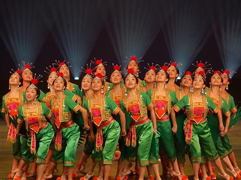 Water-nourished Folk Dance of the Dai People_1