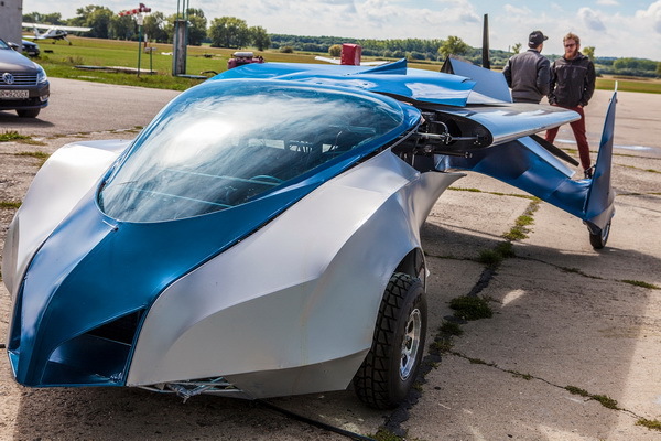 Aeromobil Poised to Turn The Flying Car Into a Reality