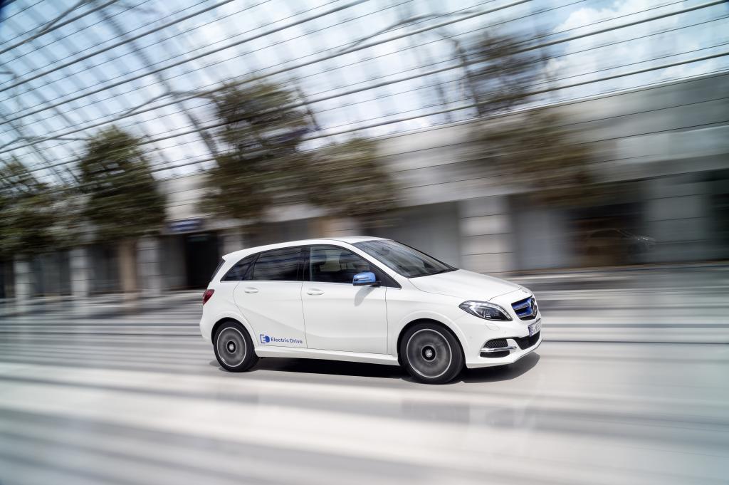 Mercedes Starts Taking Orders for B-Class Electric Drive